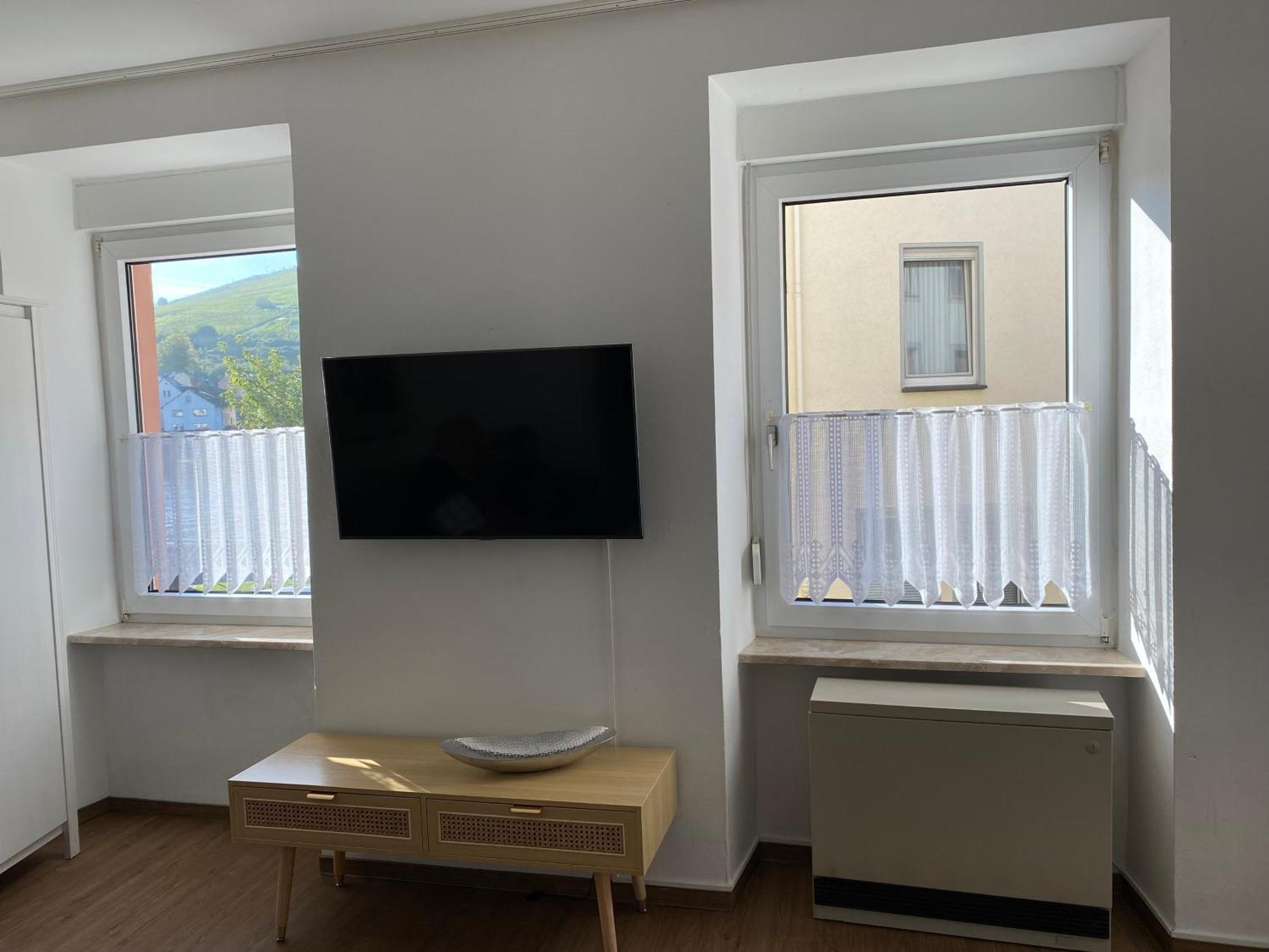 Ferienwohnung Zentral An Der Moselpromenade Zell an der Mosel Ngoại thất bức ảnh